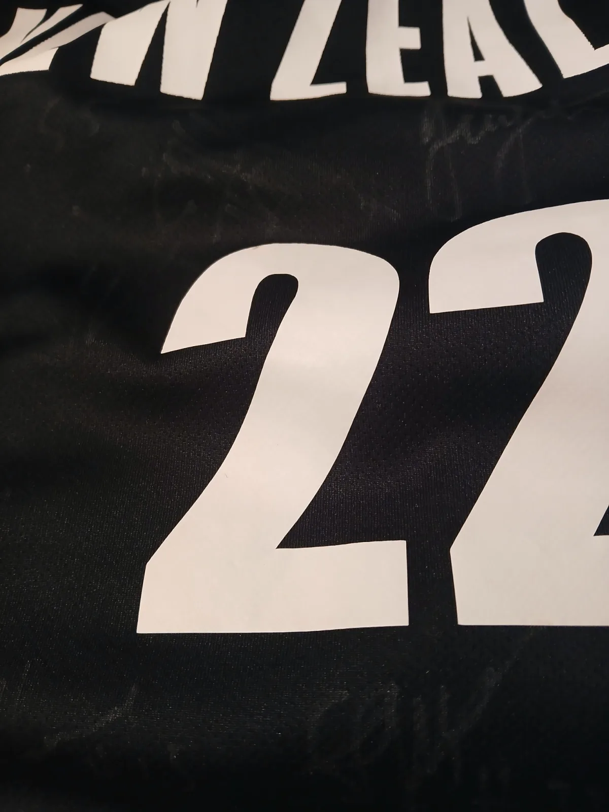 NZ Basketball Singlet 3XL – McRae 22 (Signed Look)