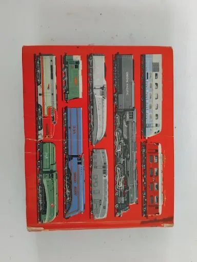 The Dumpy Book of Railways of the World c. 1950s1960s Illustrated Pocket Guide 0